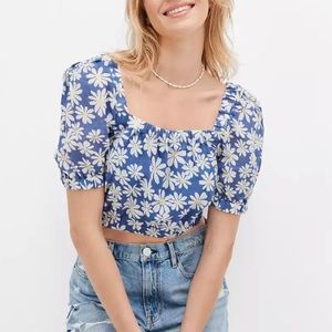 AE Puff-Sleeve Bubble Top 🌻